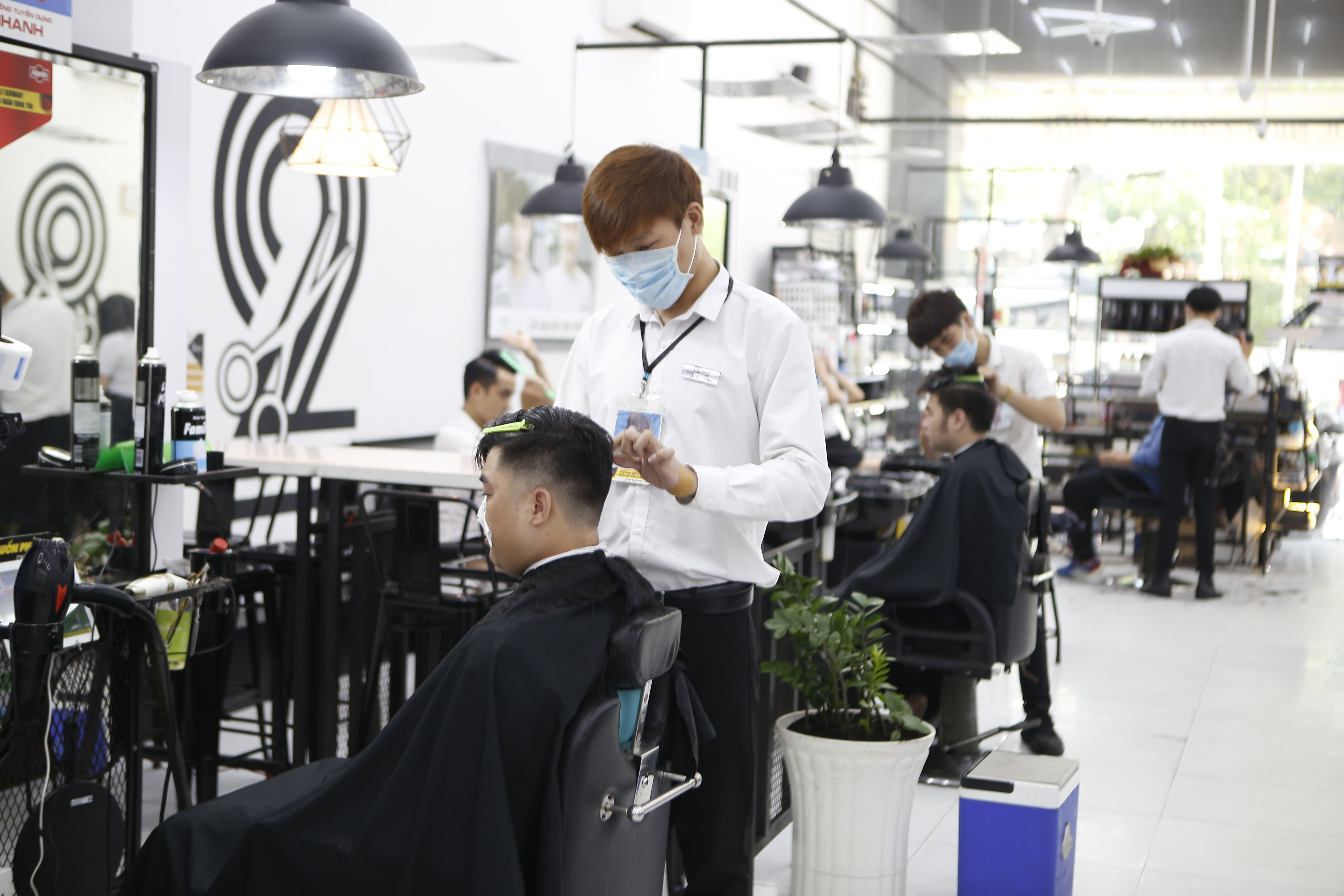 Cắt tóc ở 30 shine có gì mà nổi tiếng tới vậy  Topsalonvn